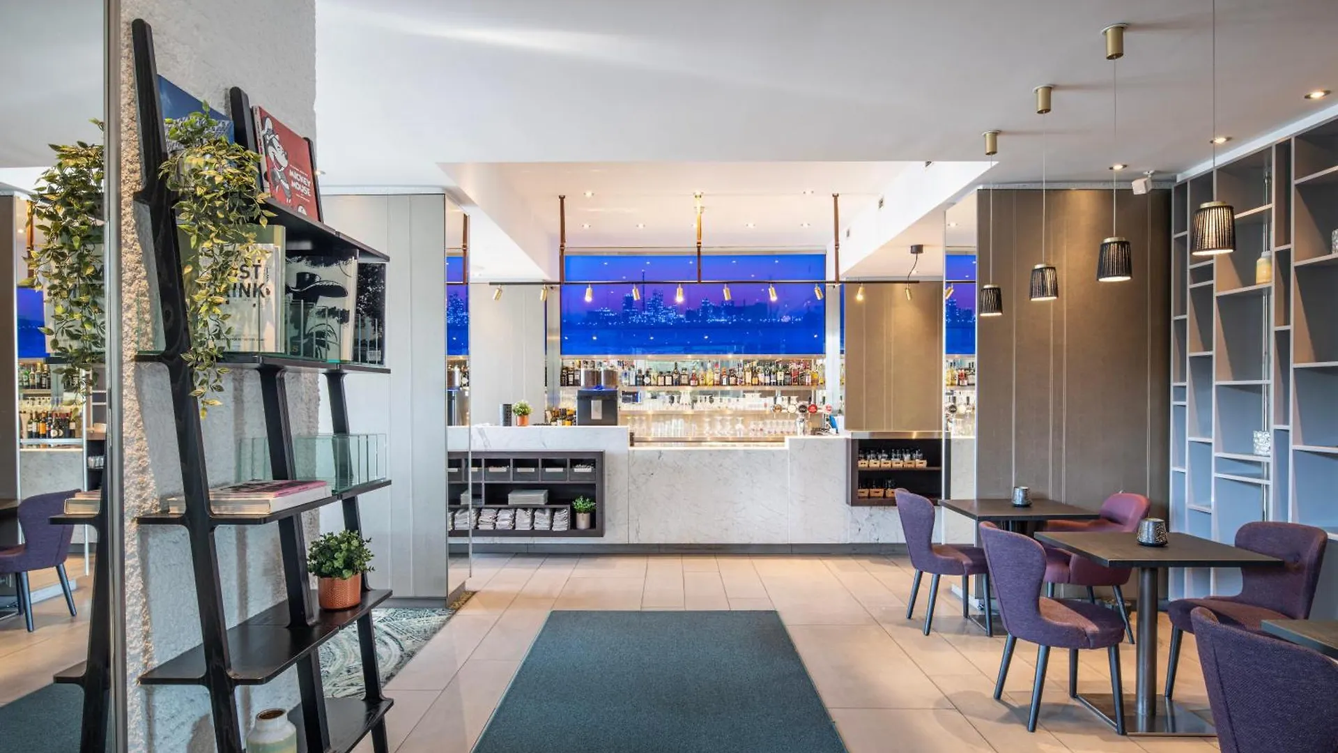 Crowne Plaza Antwerpen By Ihg Hotel