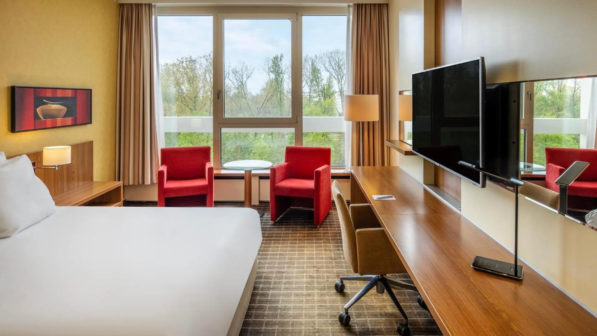 Crowne Plaza Antwerpen By Ihg Hotel 4*, Antwerp