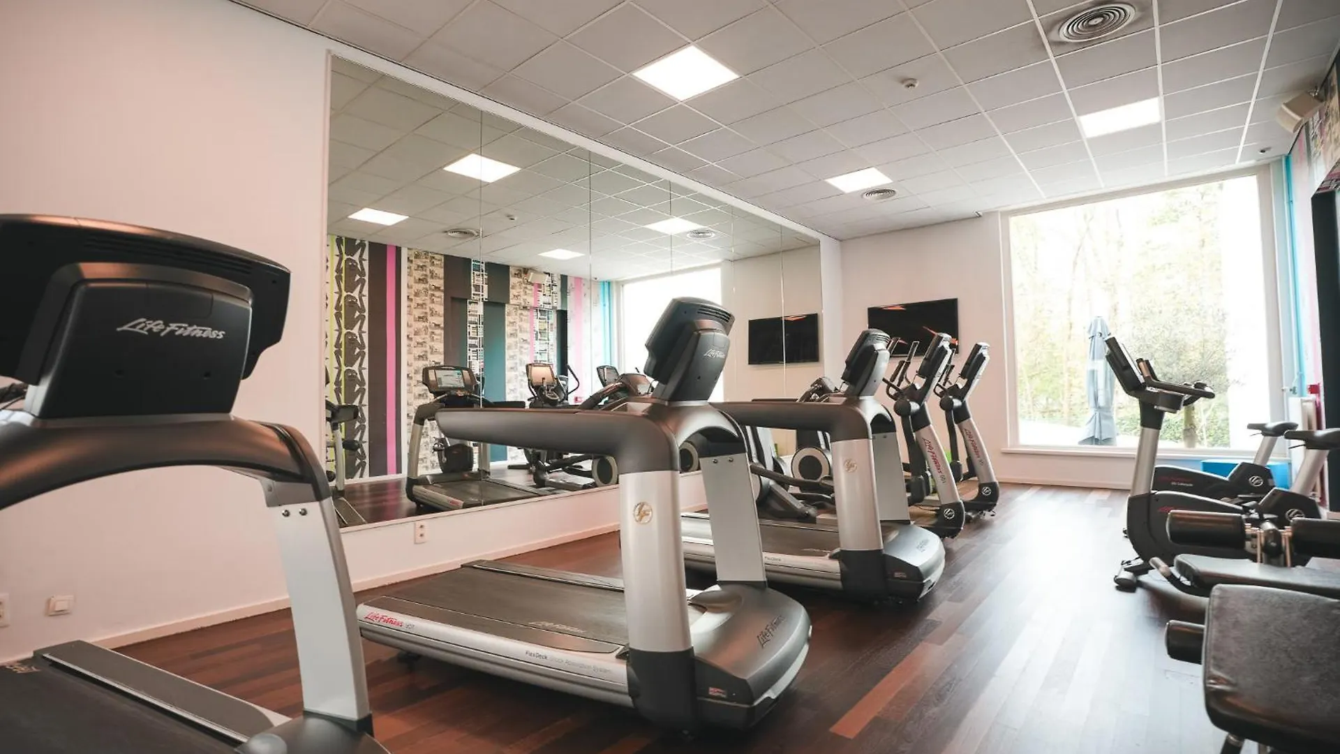 Hotel Crowne Plaza Antwerpen By Ihg  Anversa