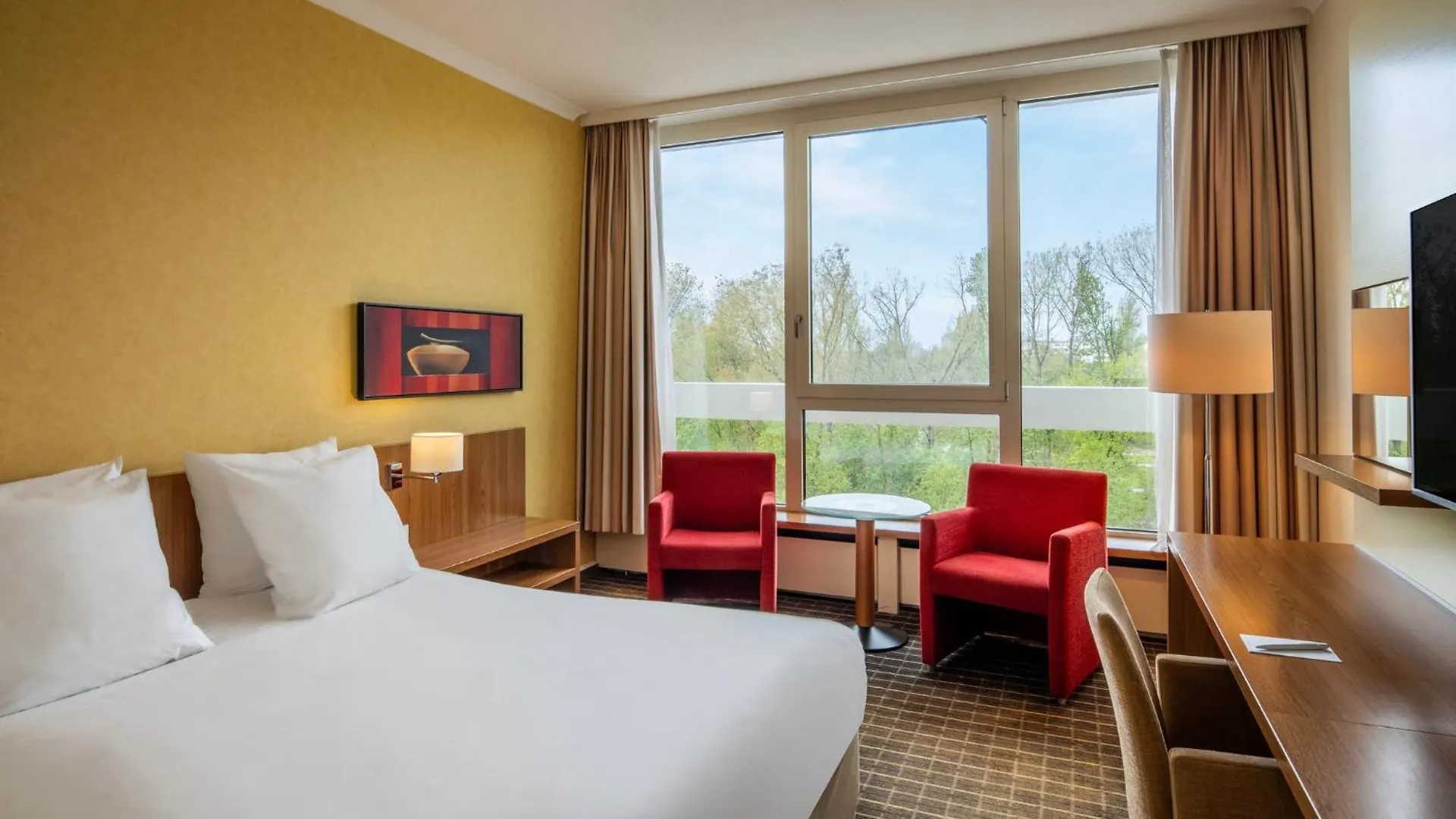 Crowne Plaza Antwerpen By Ihg Hotel