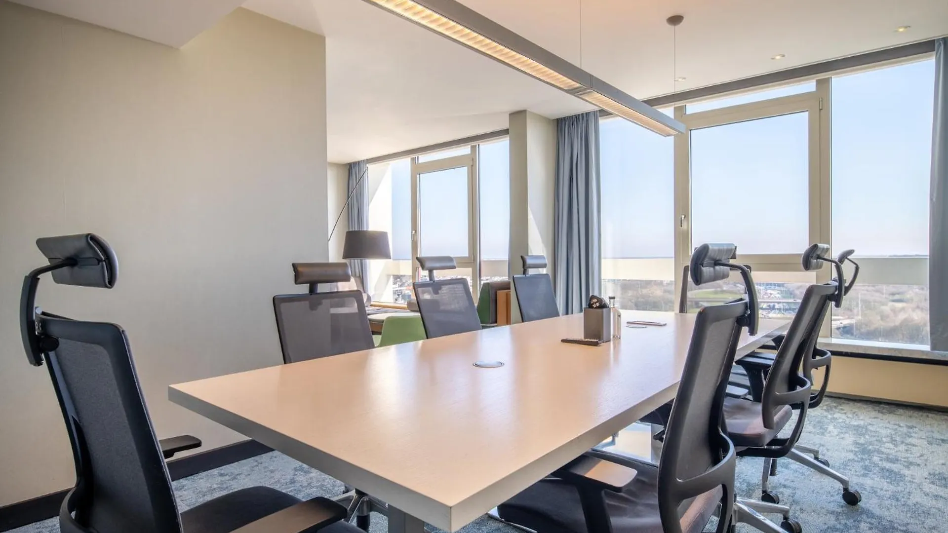 Crowne Plaza Antwerpen By Ihg Otel