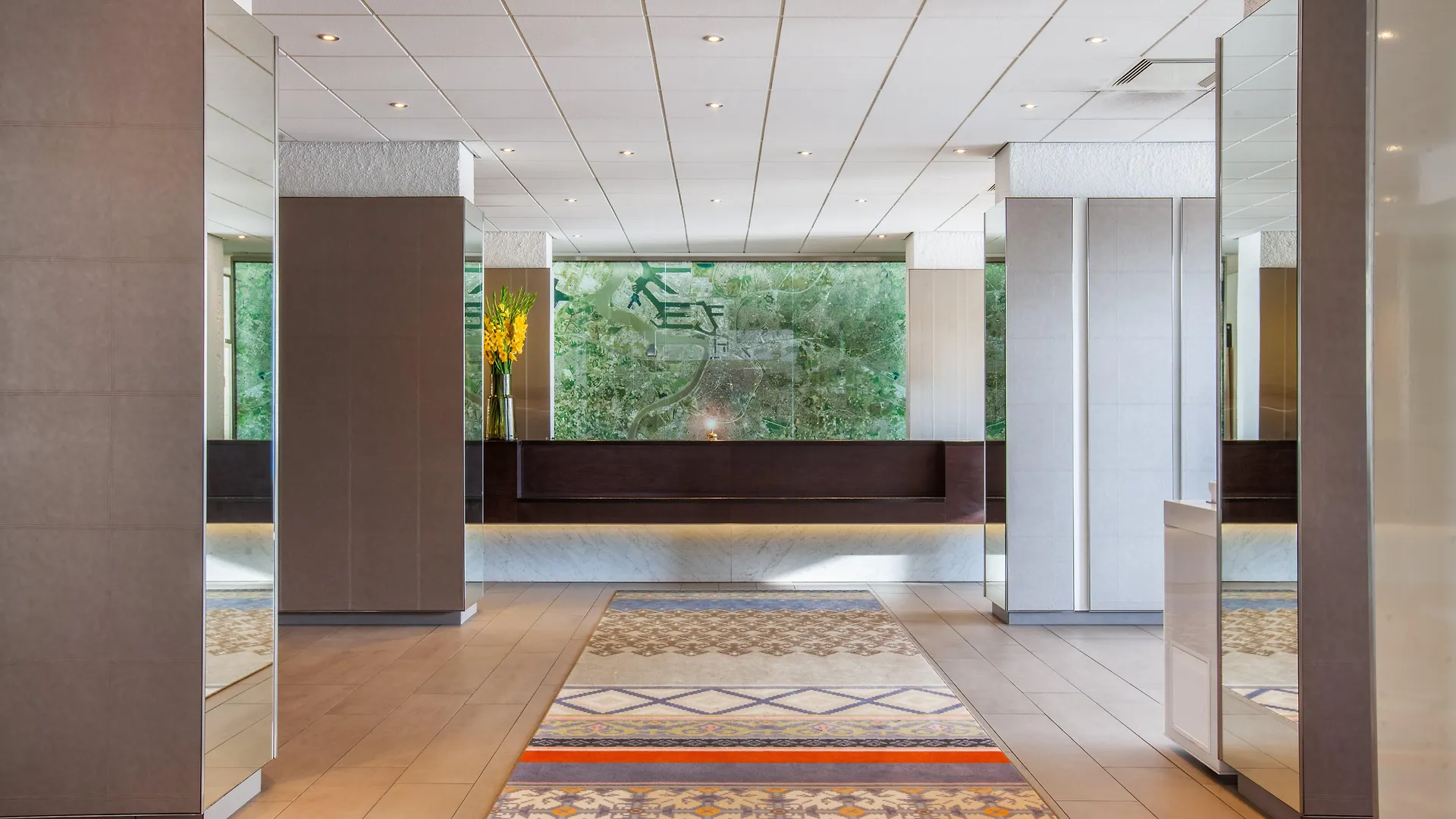 Crowne Plaza Antwerpen By Ihg Hotel