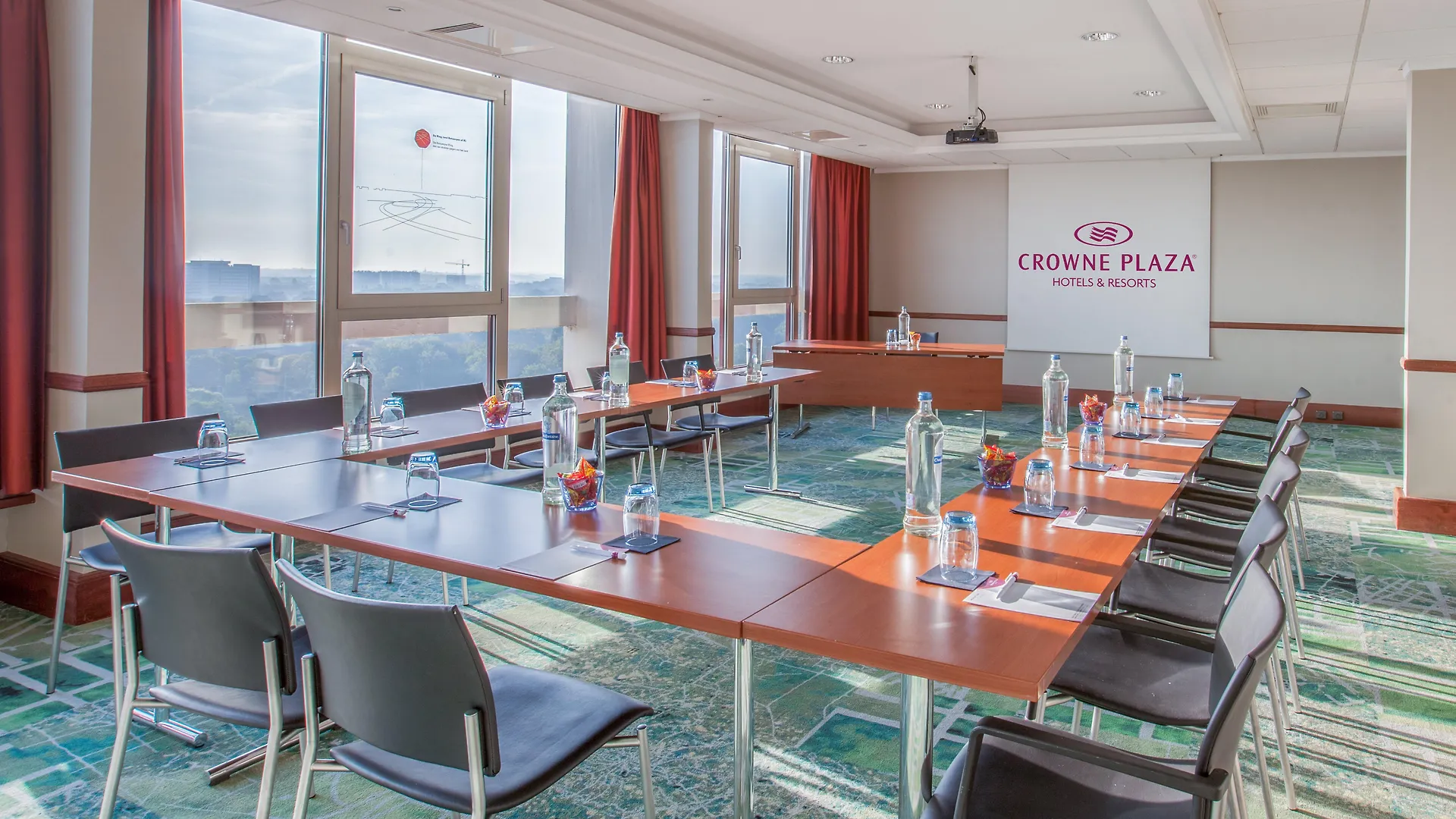 Crowne Plaza Antwerpen By Ihg Hotel