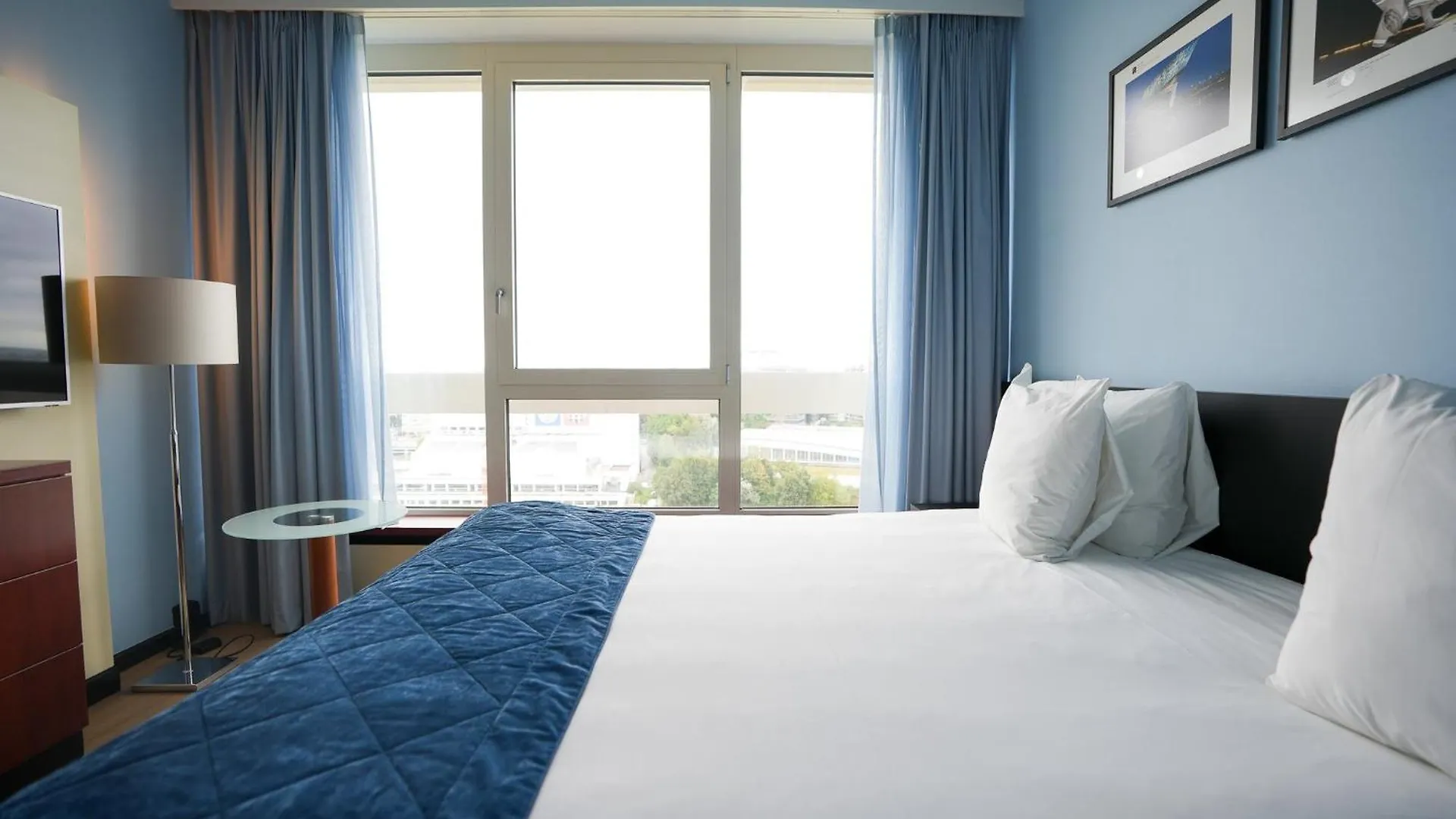 Crowne Plaza Antwerpen By Ihg Hotel
