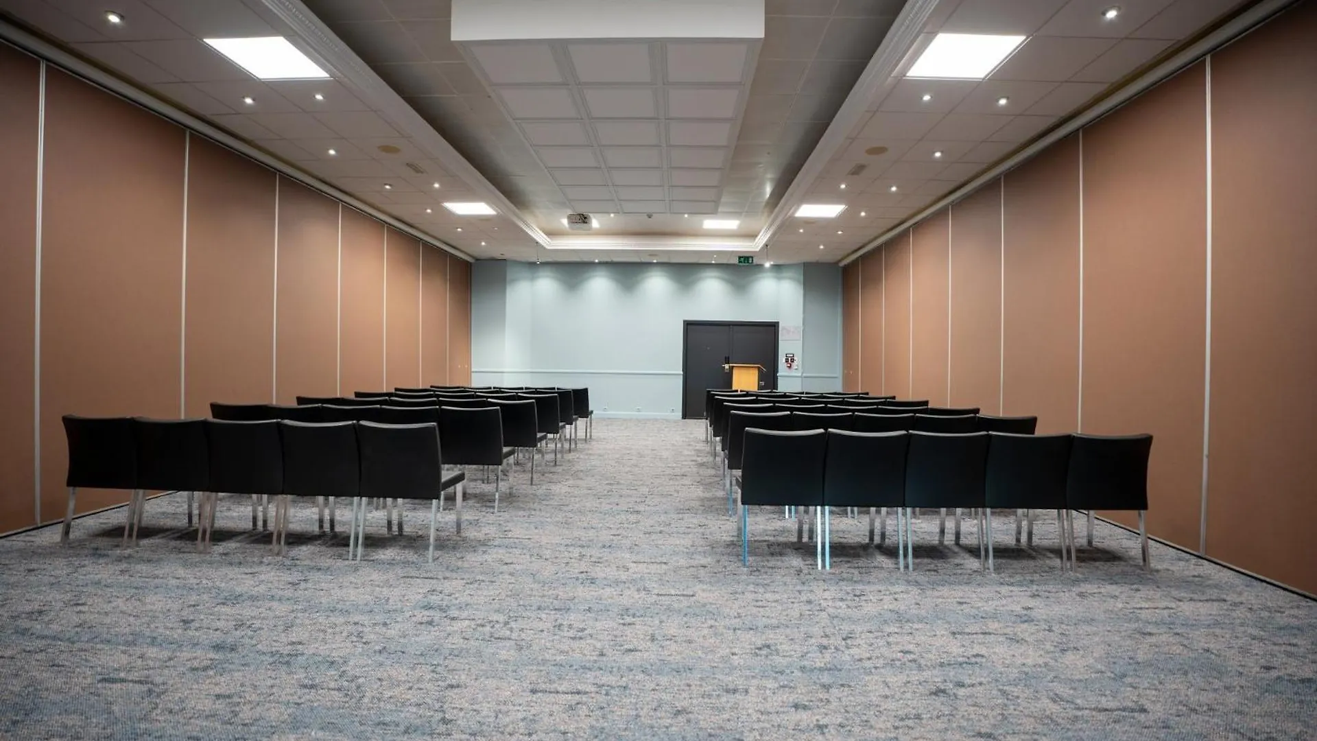 Crowne Plaza Antwerpen By Ihg Hotel Antwerp