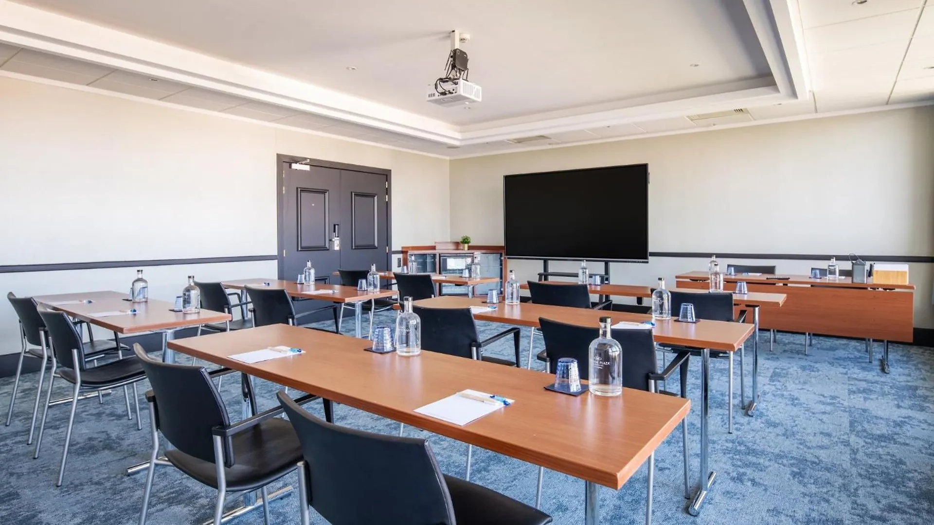 Crowne Plaza Antwerpen By Ihg Hotel